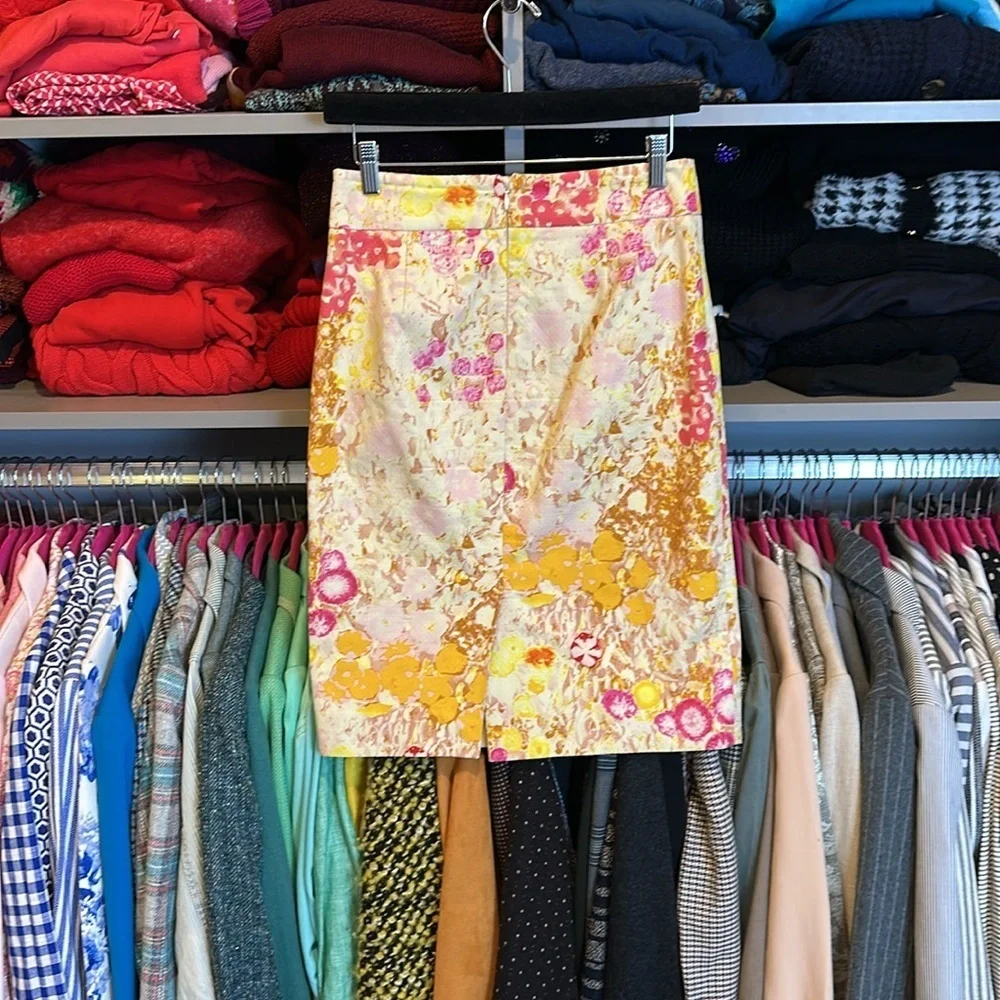 J Crew yellow/pink floral print back zipper closure pencil skirt size 0
